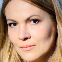 Rena Zednikova Meztelen