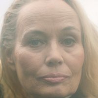 Renate Langer Meztelen