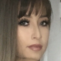 Riley Kwum Meztelen