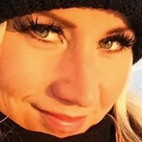 Rita Suomalainen Meztelen