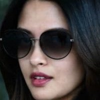 Riya Sen Meztelen