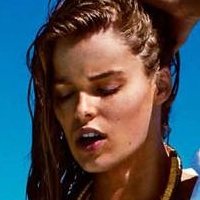 Robyn Lawley Meztelen