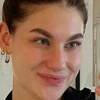 Ronia Scholz Meztelen