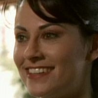 Roxana Zal Meztelen