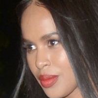 Sabrina Dhowre Elba Meztelen