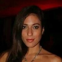 Sally Golan Meztelen