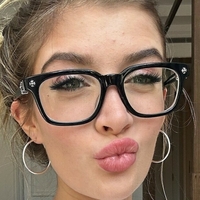 samisheen Meztelen