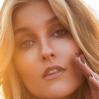 Sandra Janina van der Heide Meztelen