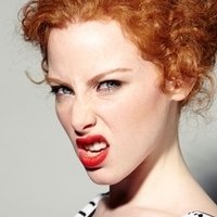 Sandy Lobry Meztelen