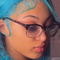 Saniah Armani Meztelen