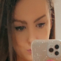 Sara Bella Meztelen