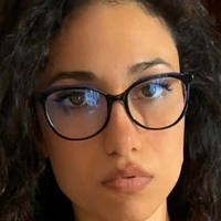 Sara Talpi Meztelen