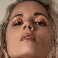 Sarah Burdy Meztelen