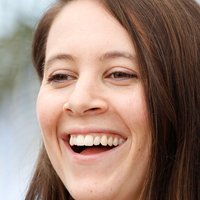 Sarah Burns Meztelen