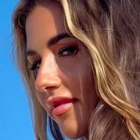 Sarah Engels Meztelen