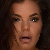 Sarah Hutchinson Meztelen