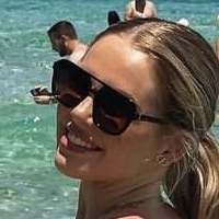 Sarah Katharina Meztelen