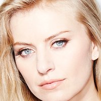 Sarah Minnich Meztelen