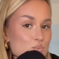 Sarah Skalischus Meztelen