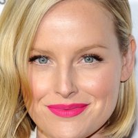 Sarah Smyth Meztelen