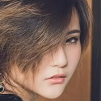Sasako Meztelen
