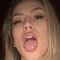 Sasha Angel Meztelen