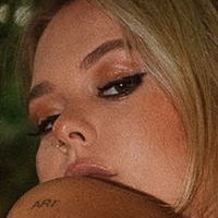 Selena Steiner Meztelen