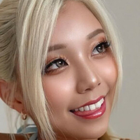 serizawarino305 Meztelen