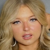 Shae Smolik Meztelen