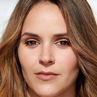 Shanley Caswell Meztelen