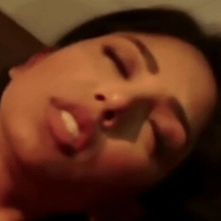 Sharanya Meztelen