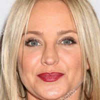 Sharon Case Meztelen