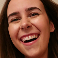 shawnie Meztelen