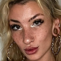 Shay Spice Meztelen