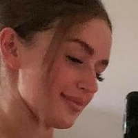shaynalareina Meztelen