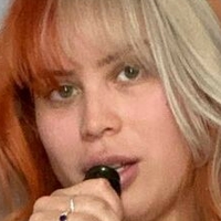 Sheila L Meztelen