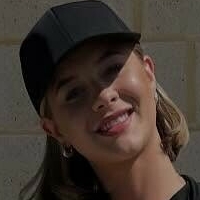 Shelby Fyfe Meztelen