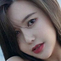 Shen Xinyu Meztelen