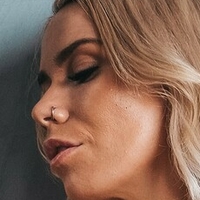 sheswortheverypenny Meztelen