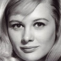 Shirley Knight Meztelen