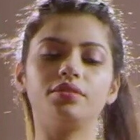 Shivanya Meztelen