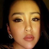 Si-hu Yun Meztelen