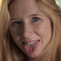 Sierra Ky Meztelen