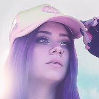 Sierra Strange Meztelen