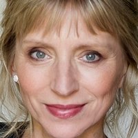 Silke Matthias Meztelen