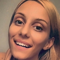 Silvia Bodeanu Meztelen