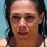 Simone Kessell Meztelen