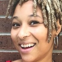 Simone Searcy Meztelen
