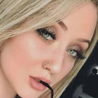 Sky Mckenzie Meztelen