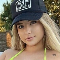 Skyiiah Meztelen